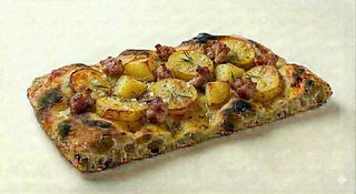 Patate e salsiccia al taglio