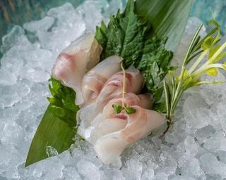 33 Sashimi di pesce bianco - 5 pezzi