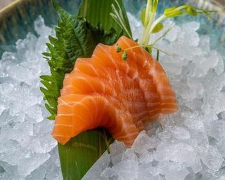 31 Sashimi di salmone - 5 pezzi