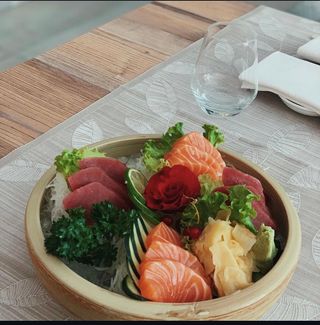 Sashimi salmone e tonno 9 pezzi