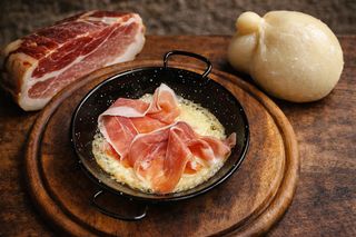 Scamorza al prosciutto