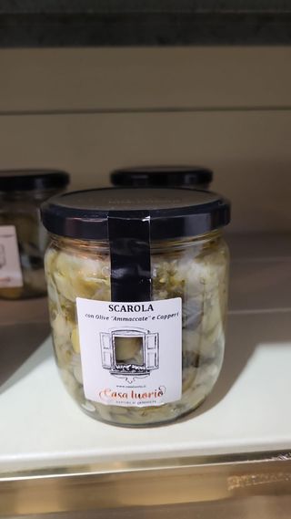 Scarola con olive e capperi