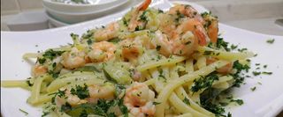 Scialiatielli gamberi e zucchine