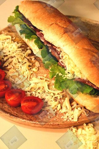 Sendvič Suvi vrat sir