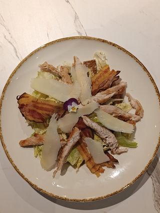 Caesar salata