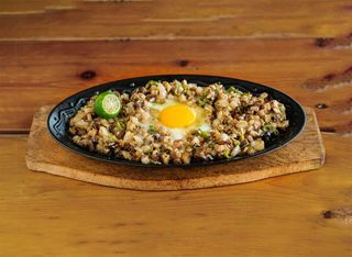 Sizzling sisig