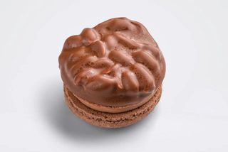 Макарон Сникерс (100г)