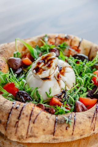 Pizza Soho Burrata