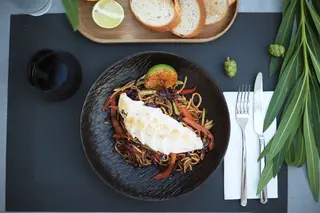 Sous-vide piletina sa rezancima