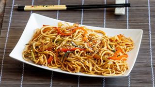 23 Spaghetti saltati con verdura