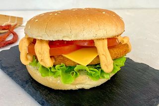 Supreme burger pollo