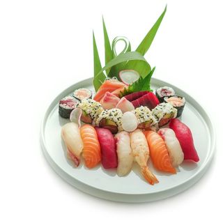SUSHI BOX ONE