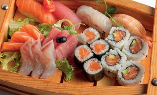 111. Sushi e sashimi grande
