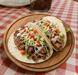 Tacos salsiccia