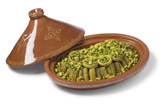 Tajine di manzo e carciofi e piselli