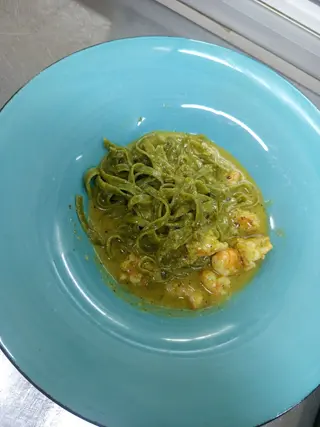 Tagliatelle s gamborima u pesto sosu