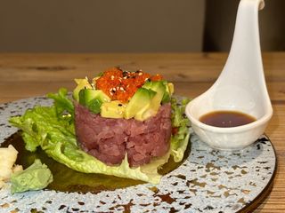 Tartara Maguro avocado