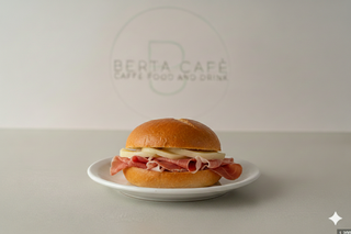 Panino crudo e mozzarella di bufala
