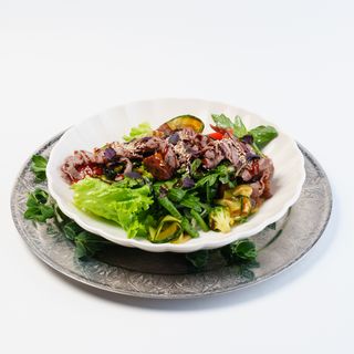 Тёплый салат с телятиной (310г)