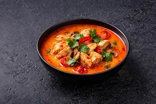 Том ям с курицей (500г)