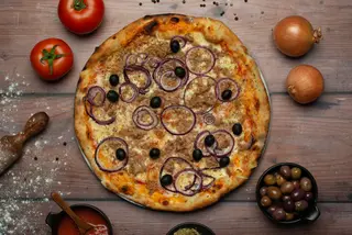 Pizza Tonno