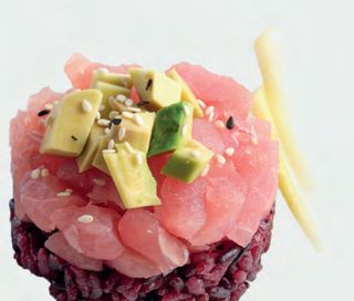 128.Tonno tartare cirashi black