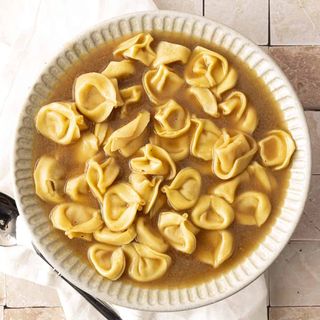 Tortelli in brodo