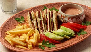 Тост с суджуком (290г)
