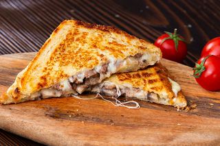 Tost sa kavurmom 280g