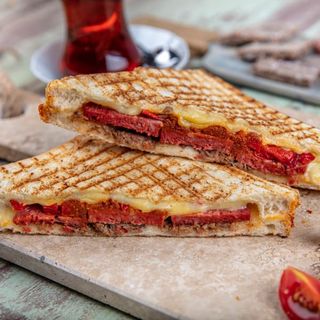 Tost sa sudžukom 250g