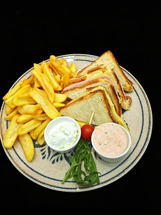 Tost s pršutom