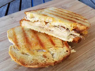 Tosta de Frango Grelhado