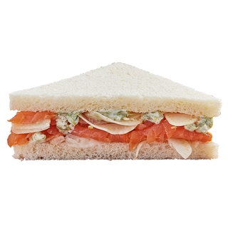 Tramezzino salmone, finocchi, yogurt e colato