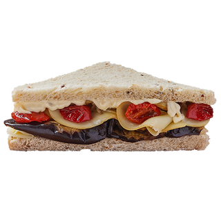 Tramezzino scamorza, melanzana e pomodorino