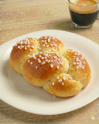 Treccina brioche zucchero o gocce di cioccolato 