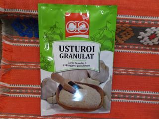Usturoi granulat