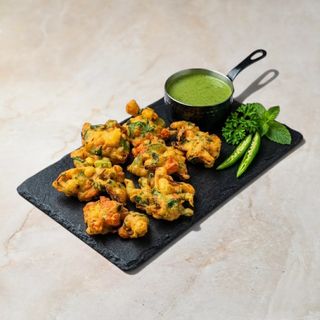 Veg pakoda (5pcs)