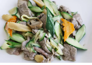 60 Verdura mista saltata con vitello