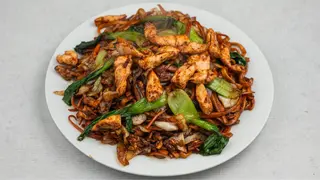 11. Chicken Stir-Fried Noodles鸡肉炒面