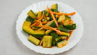 30. Salata od krastavaca