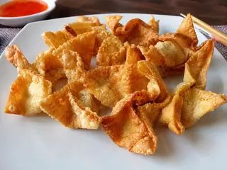 2. Wonton fritti 5 pezzi