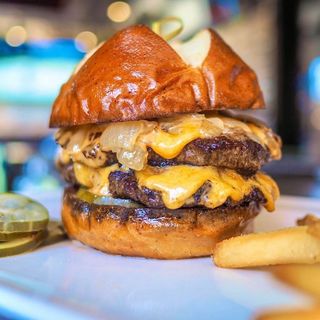 Burger WWE Smash