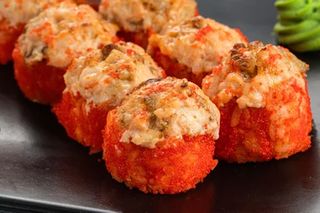 Запеченный ролл лосось с угрем унаги (290г/8шт)