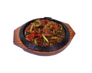 Жаровня из говядины с овощами (1000г)