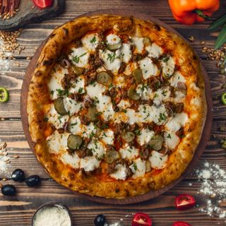 Պիցցա հորթի մսով