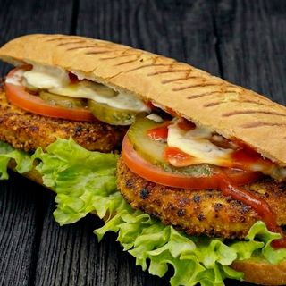 Գրիլ սենդվիչ հավի կոտլետով