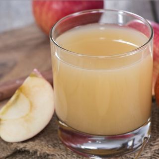 Խնձորի հյութ բնական