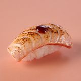 Այրված Սաղմոնով սուշի 1հ