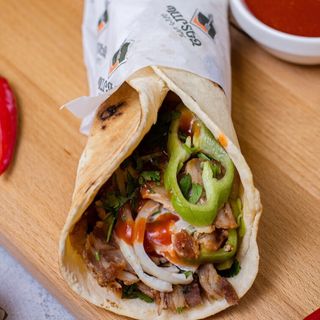 Հավի միջին շաուրմա լոշիկով