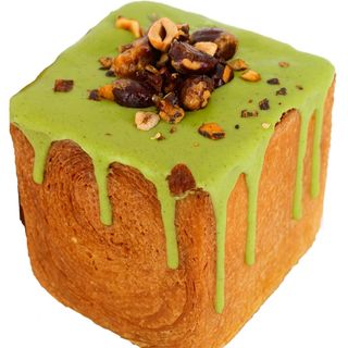 Կրուասան Կուբ պիստակ